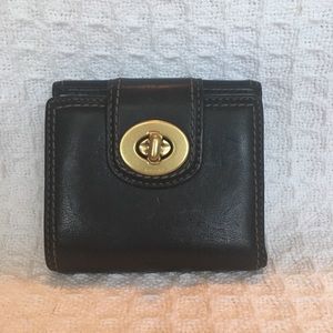 MOVING SALE! 🧳 COACH Black Leather Compact Wallet
